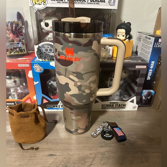 The Post Malone X Stanley Quencher H2.0 Flowstate Tumbler - SOLD OUT - Picture 1 of 6